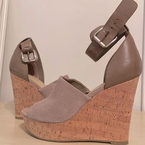 Marc Fisher wedge